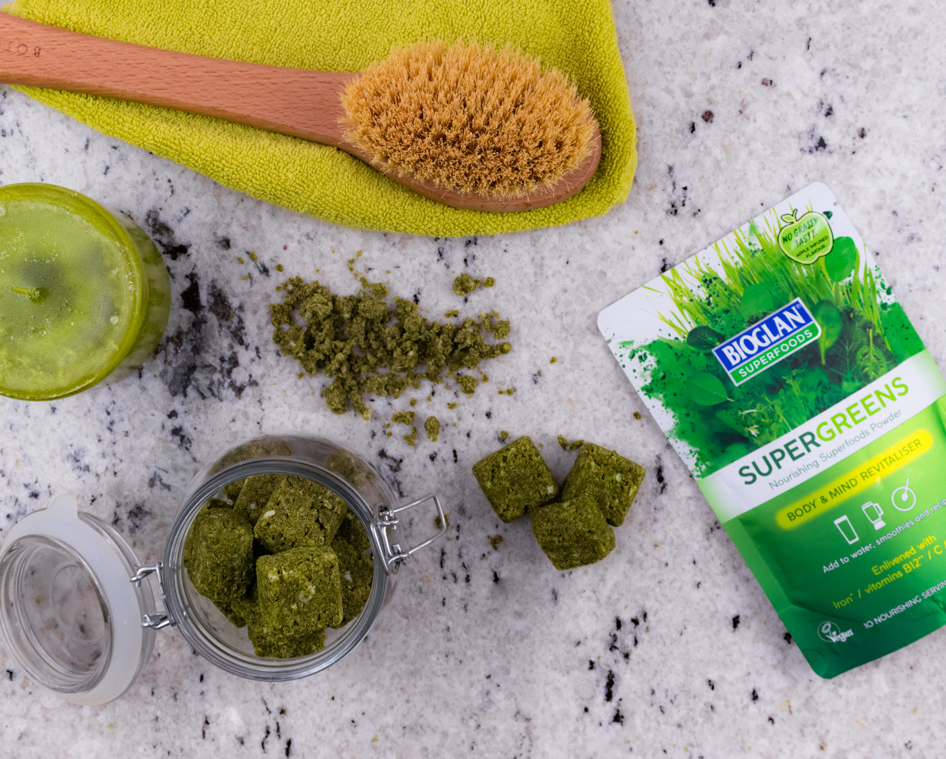 Supergreens sugar scrub